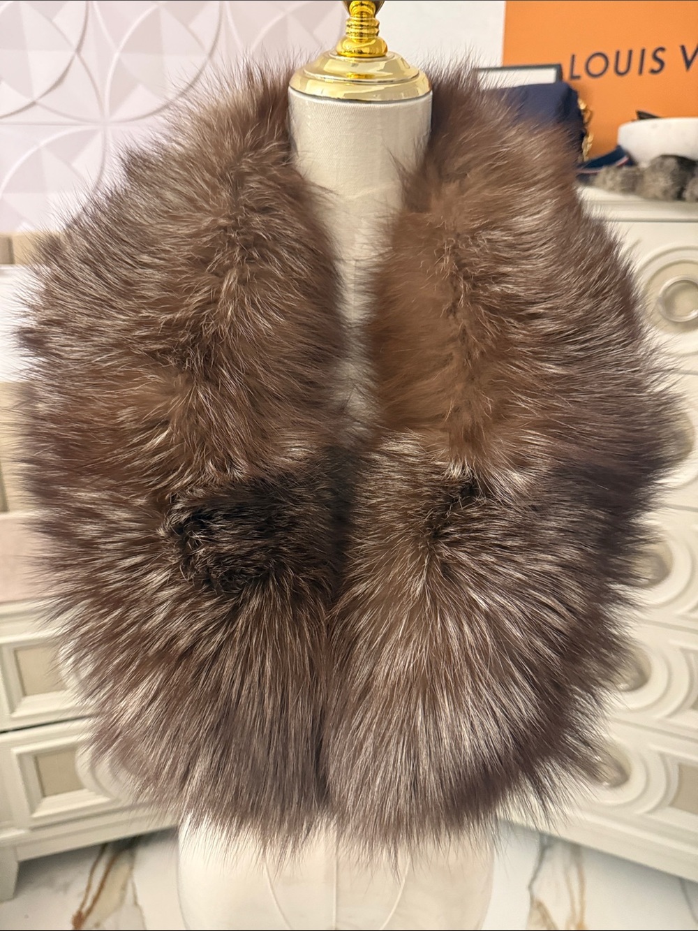 Real Fox fur clip on scarf thick pelts